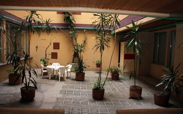 Hotel Suarel Center