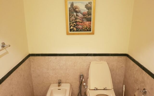 Bintang Service Suite at Times Square