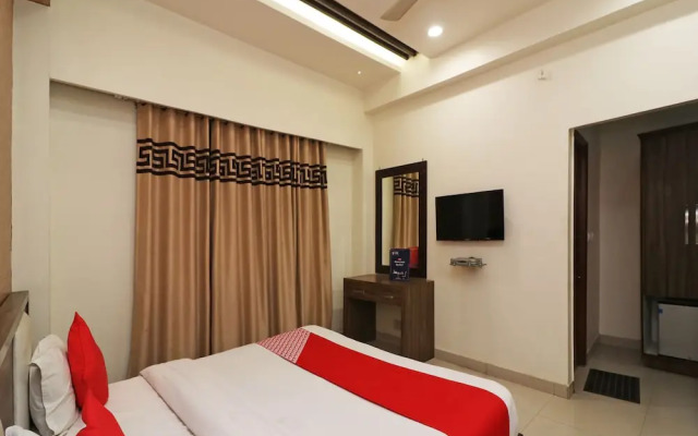 Oyo 23168 Hotel G C Regency
