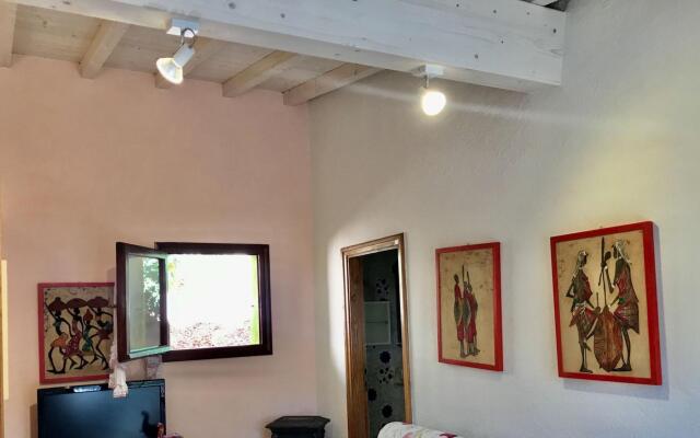 Single House, 6 Pax, 150 Mt To The Sea-Silvia B