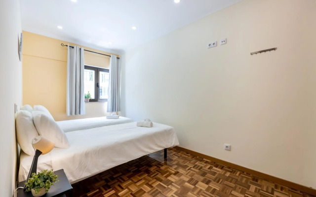 Urban City View Apartment