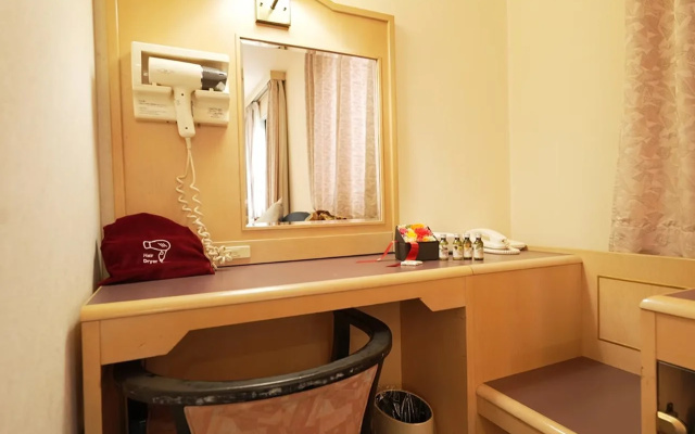 Mine Grand Hotel – Guest Rooms – Mine