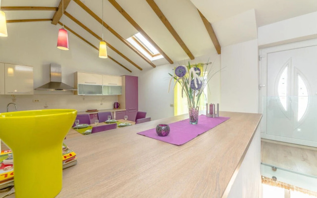Nice Home in Zadar With Wifi and 4 Bedrooms