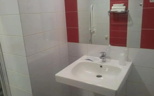 Algiro Hotel