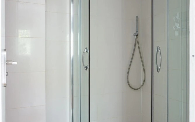 Artesian Road II by onefinestay