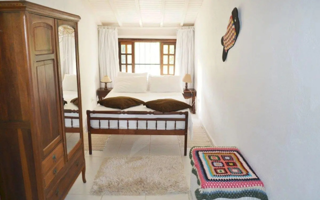 Casa Com Piscina A 100 M. De Camburizinho