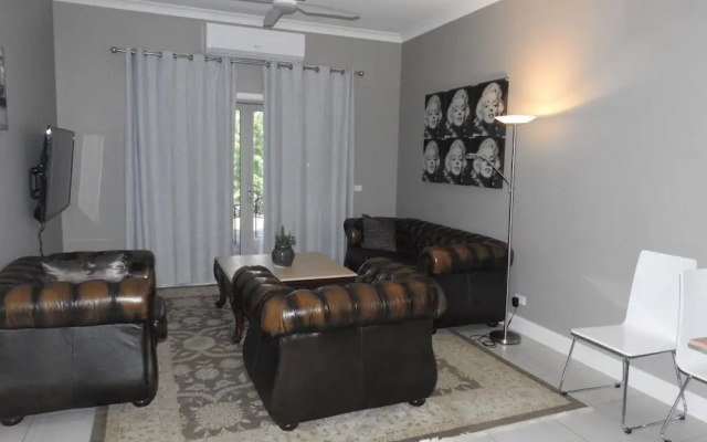 Barkly Suites Apartments