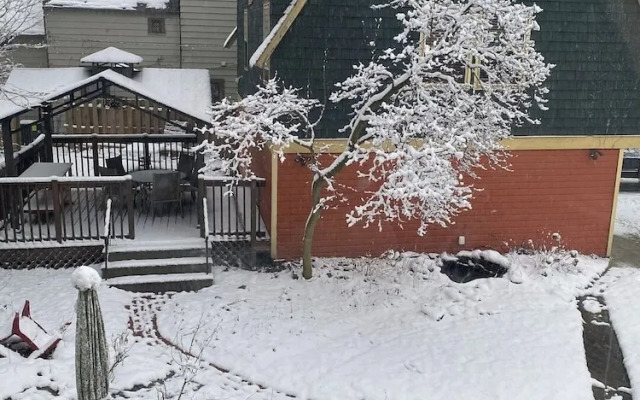Spacious 3BR Stay Pet Friendly + Wi-fi