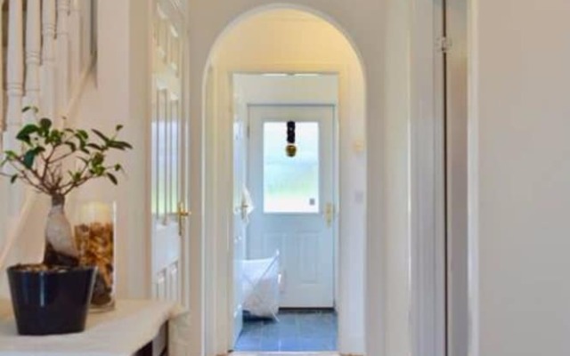 3 Bedroom House With Parking
