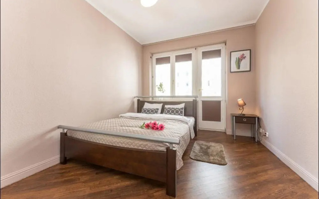 P&O Apartments Center