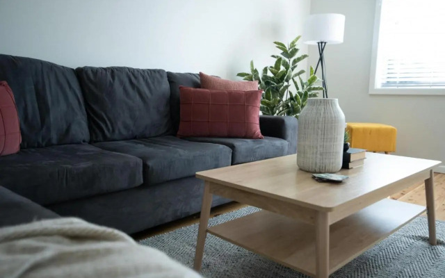 Sweet Caroline Sunny & Spacious Sleeps 6