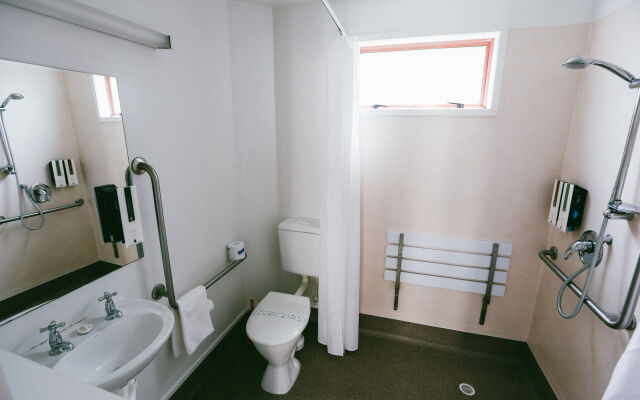 Addington Stadium Motel