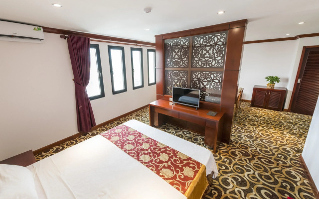 Hoang Trung Hotel