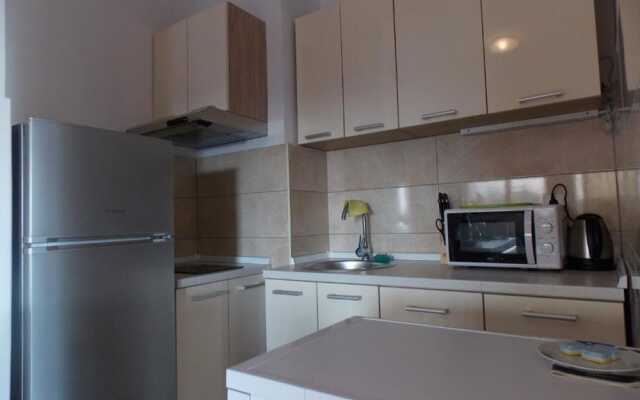 Tranquil Villa in Podstrana near Mutogras Beach