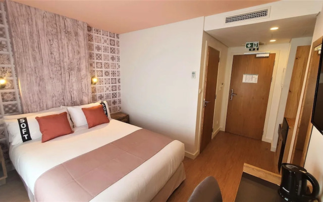 Casual Raizes Porto Hotel