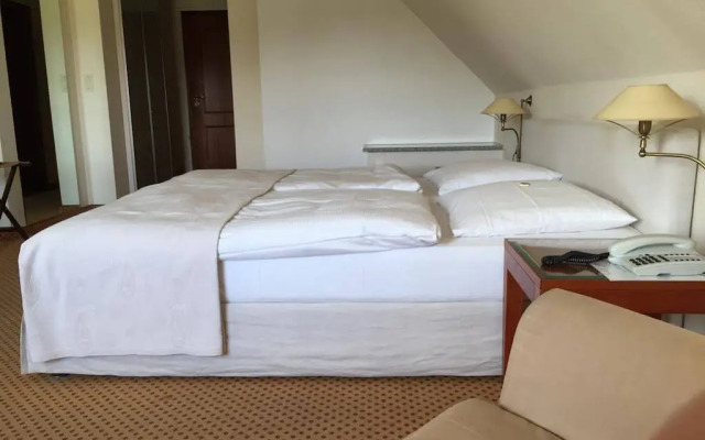 Meyers Hotel