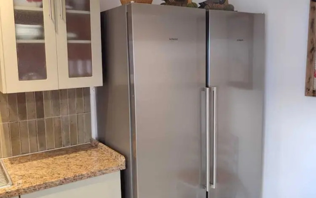 Mina25 by 7Escalones