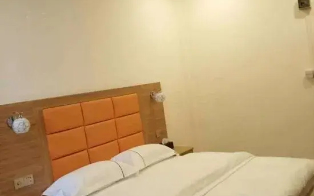 Fuyuan Apartment