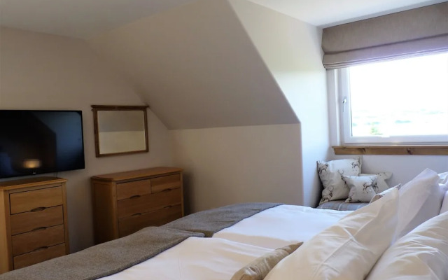 Skye Lodge