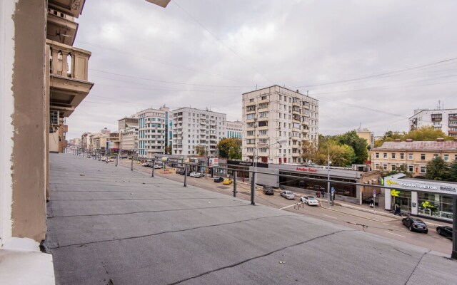 Moscow City Apartments near White House