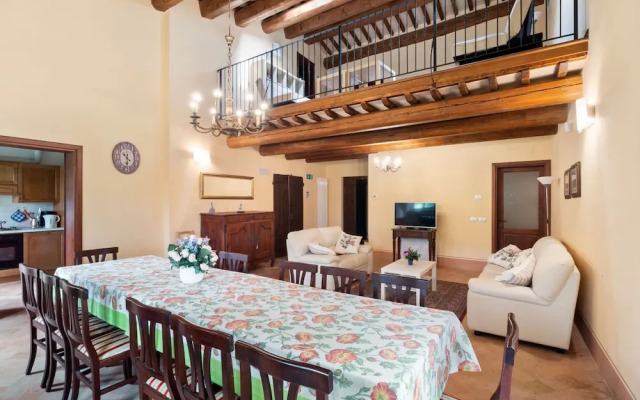 Villa in Belforte All'isauro With Pool