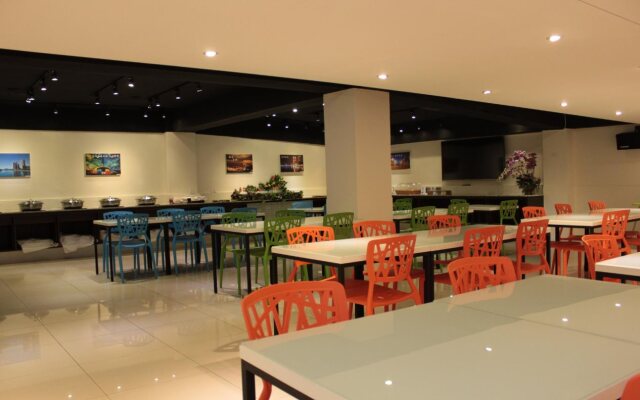 M Hotel