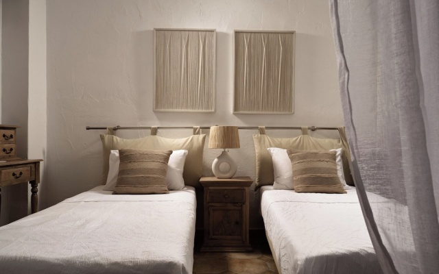 Villa Yiannis - Sea View & Private Pool
