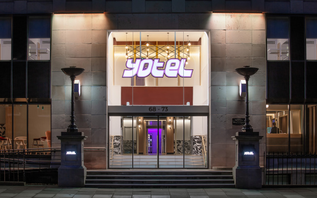 YOTEL Edinburgh