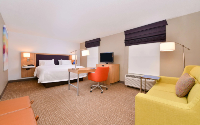 Hampton Inn & Suites Plymouth