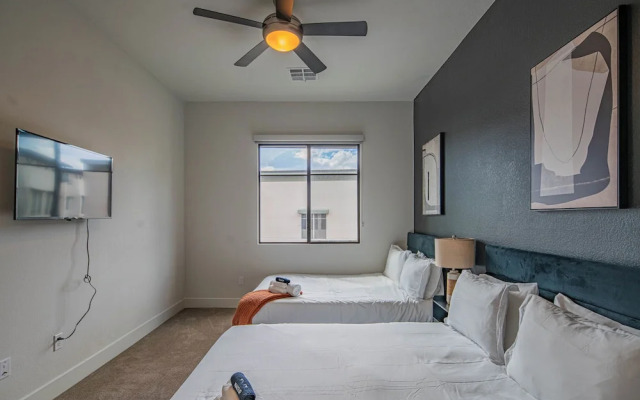 KB - Scottsdale Grand