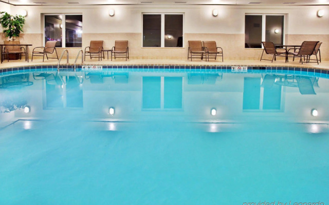 Holiday Inn Express Hotel & Suites Dubuque by IHG