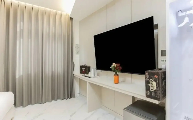 Daegu Hotel Series Lions Park
