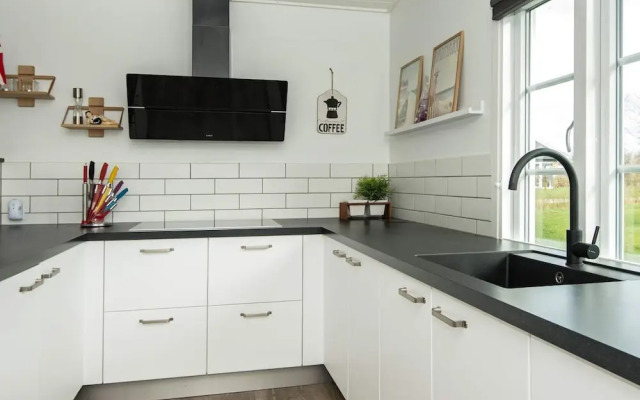 8 Person Holiday Home in Hemmet