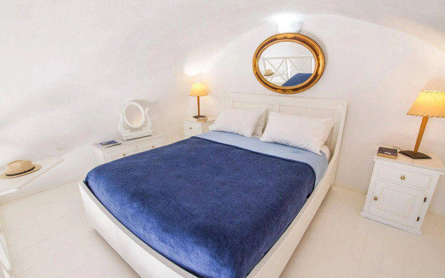 Muses Cycladic Suites