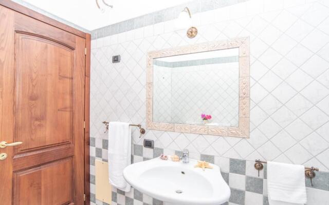 Villa Frau a 2km Dal Mare