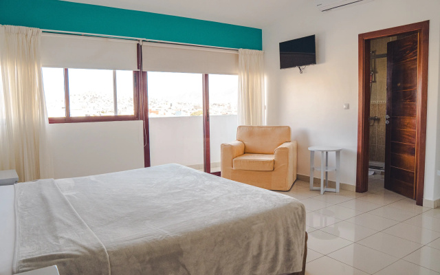 Hotel LIVVO Don Paco