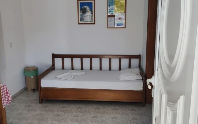 Evi Studios & Apartments Pefkos