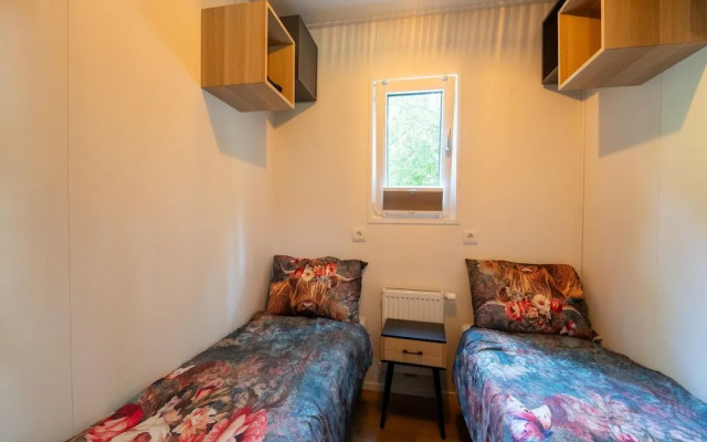 Lodge in Hattemerbroek Near Veluwe Forest