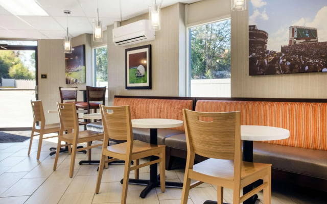 Gallus Stadium Park Inn, Ascend Hotel Collection