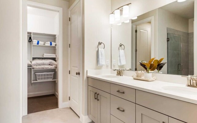 Black Rock Hills 5 Bedroom Home