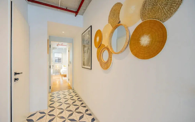 w Lively 2BR in Plaza Herrera