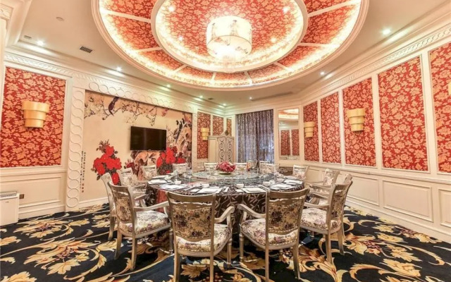 Yucheng Seaview International Hotel