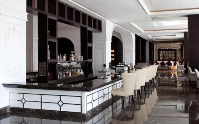Juju Premier Palace 