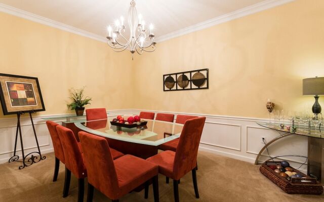 Comfortable Vacation Apartment 266643
