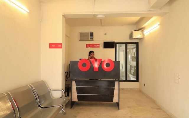 Oyo Flagship 35716 Classic