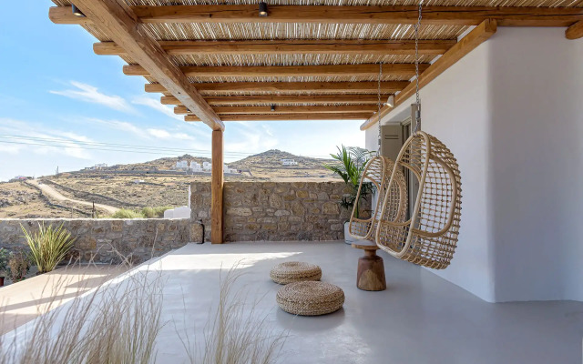 Villa Yasemin on the Rock