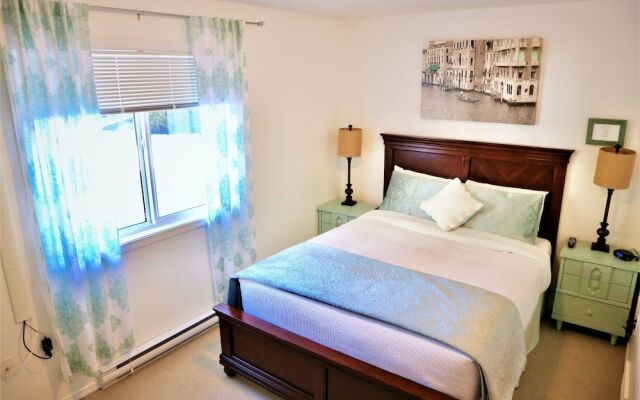Lakeshore Boutique Inn Inc.
