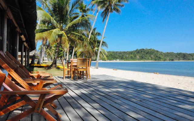 RedDoorz @ Ticao Island Resort Masbate