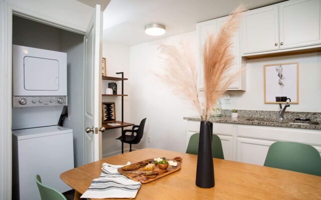 Abode Nashville - Marathon Village Near Downtown