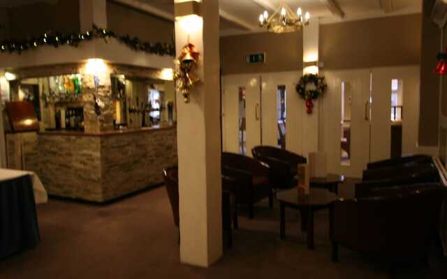 Grange Moor Hotel